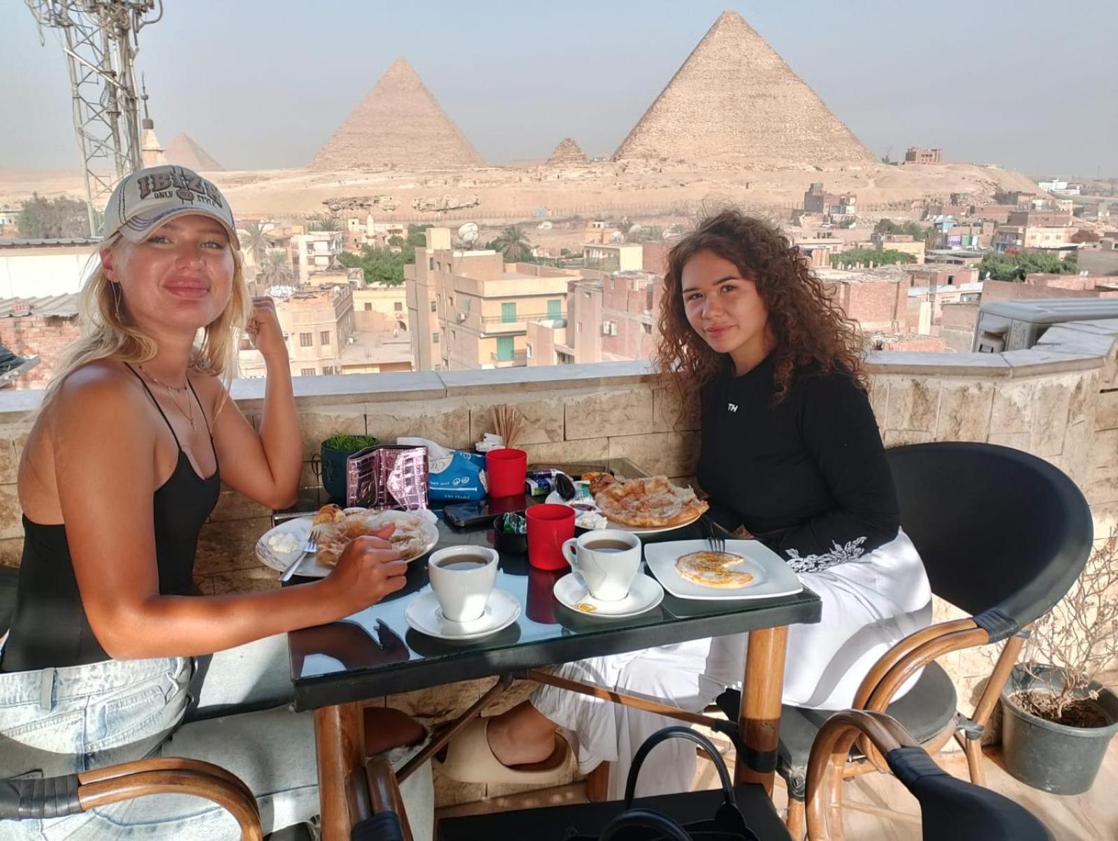 Imhotep Pyramids View Inn Kafret el-Gabal Buitenkant foto